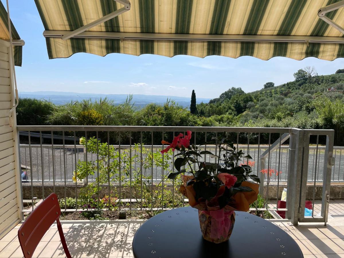 Apartmán A Casa Di Silvia Gambassi Terme Exteriér fotografie