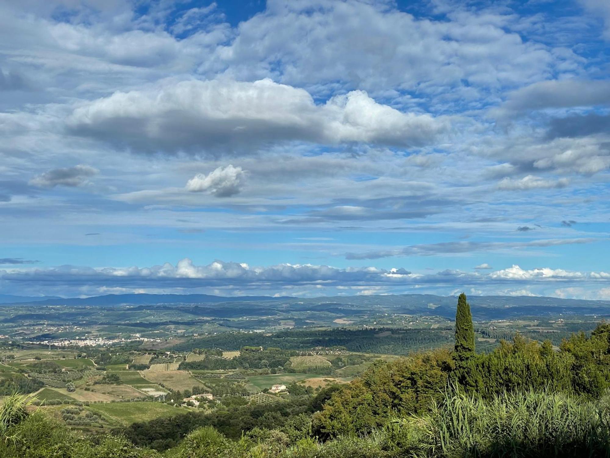 Apartmán A Casa Di Silvia Gambassi Terme Exteriér fotografie